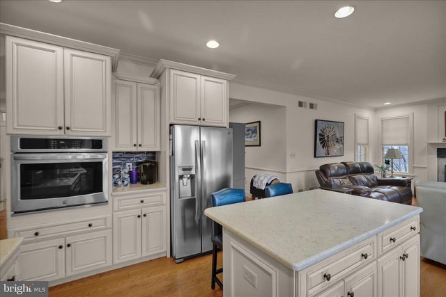 3512 MEADOW VIEW RD, Manheim, PA 17545