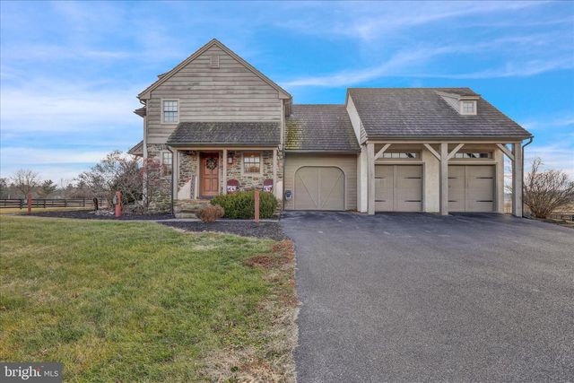 3512 MEADOW VIEW RD, Manheim, PA 17545