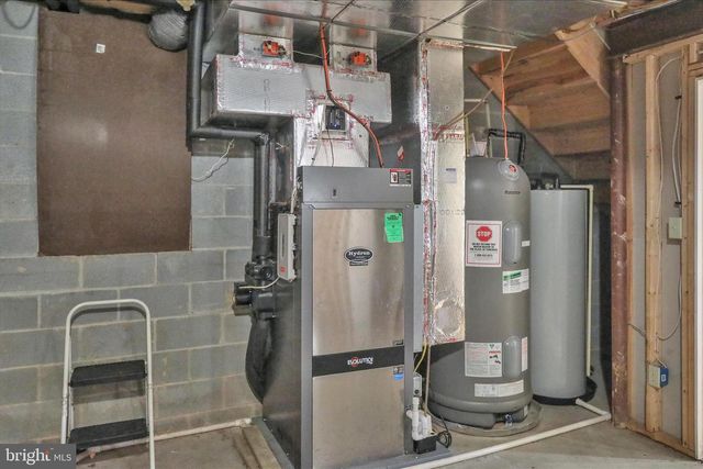 3512 MEADOW VIEW RD, Manheim, PA 17545