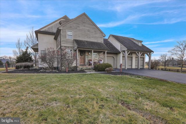 3512 MEADOW VIEW RD, Manheim, PA 17545