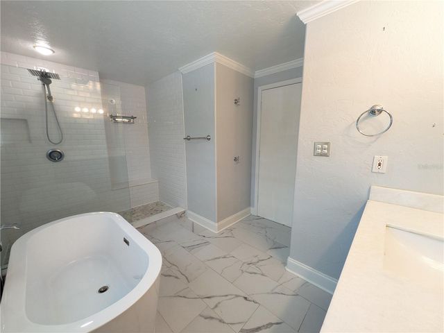 4554 COOPER ROAD, Sarasota, FL 34232