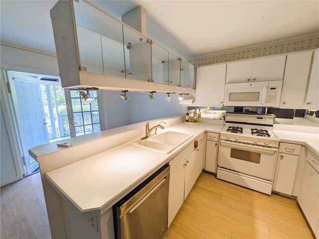 4554 COOPER ROAD, Sarasota, FL 34232