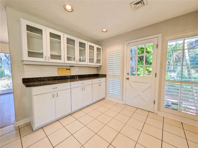 4554 COOPER ROAD, Sarasota, FL 34232