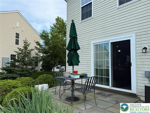 1499 Artisan Court, Upper Macungie Twp, PA 18031