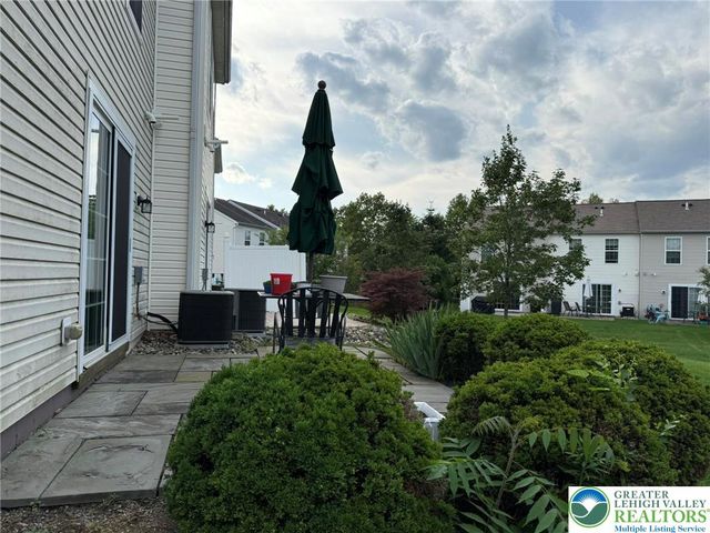 1499 Artisan Court, Upper Macungie Twp, PA 18031