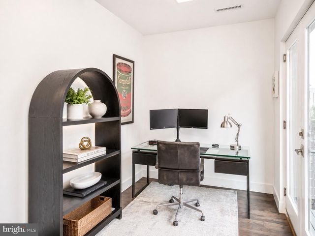 447 WALLACE ST, Philadelphia, PA 19123