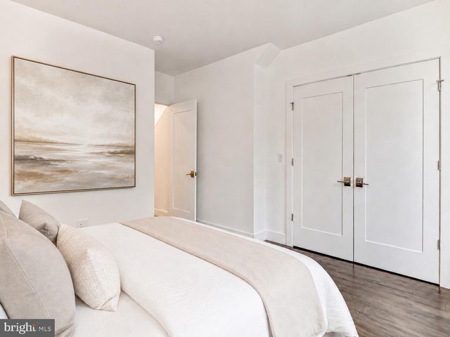 447 WALLACE ST, Philadelphia, PA 19123