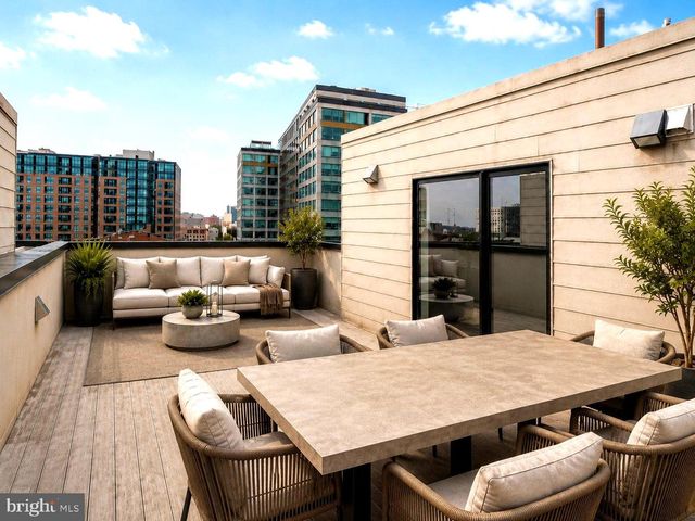 447 WALLACE ST, Philadelphia, PA 19123