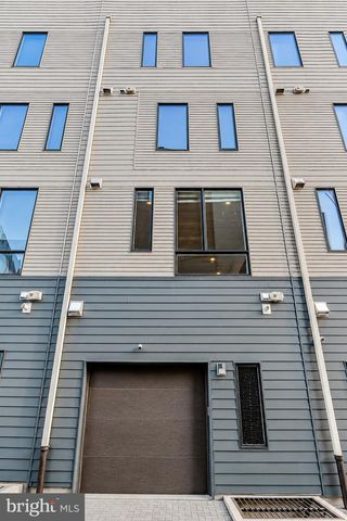 447 WALLACE ST, Philadelphia, PA 19123
