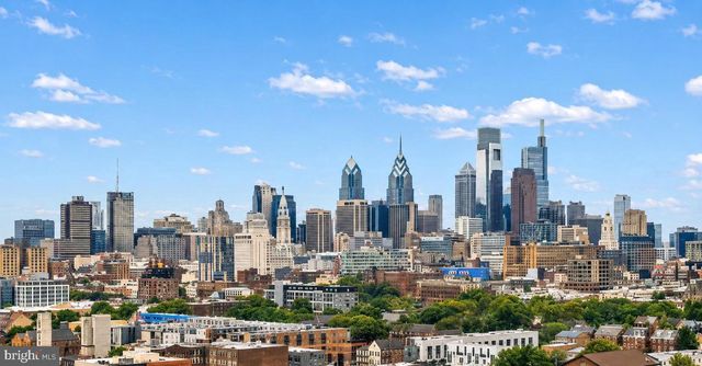 447 WALLACE ST, Philadelphia, PA 19123
