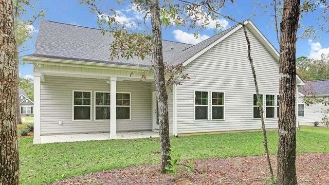 141 Furnies Place, Loris, SC 29569