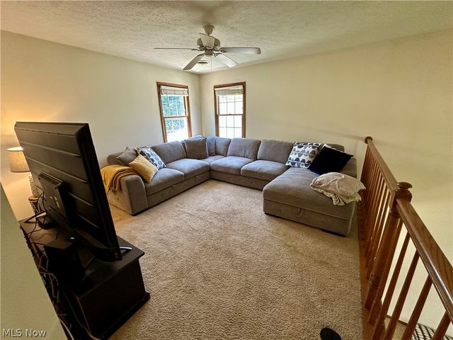 16492 Sunwood Oval, Strongsville, OH 44136