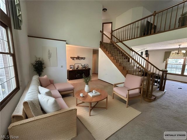 16492 Sunwood Oval, Strongsville, OH 44136