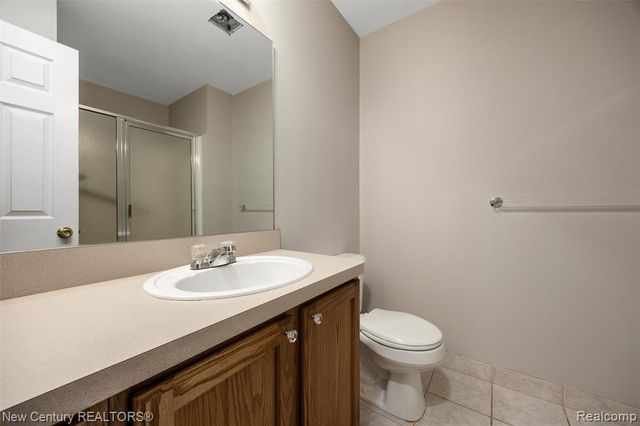26013 Ranger Avenue, Warren, MI 48091