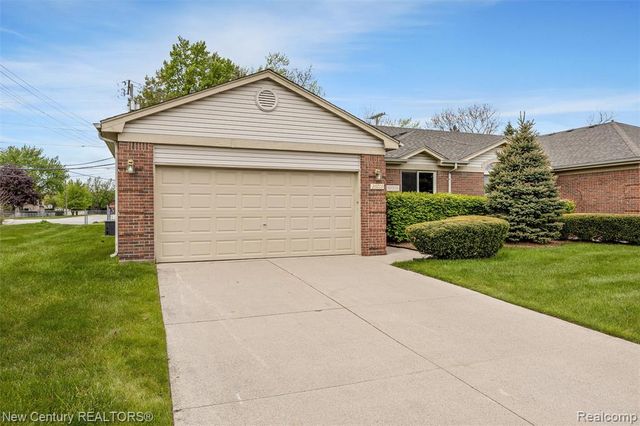 26013 Ranger Avenue, Warren, MI 48091