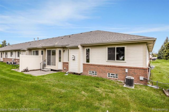26013 Ranger Avenue, Warren, MI 48091
