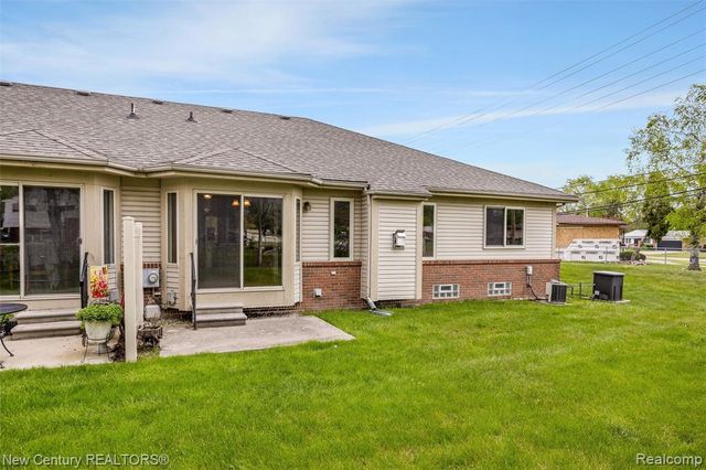 26013 Ranger Avenue, Warren, MI 48091