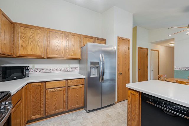 3115 W 9TH AVENUE, Oshkosh, WI 54904