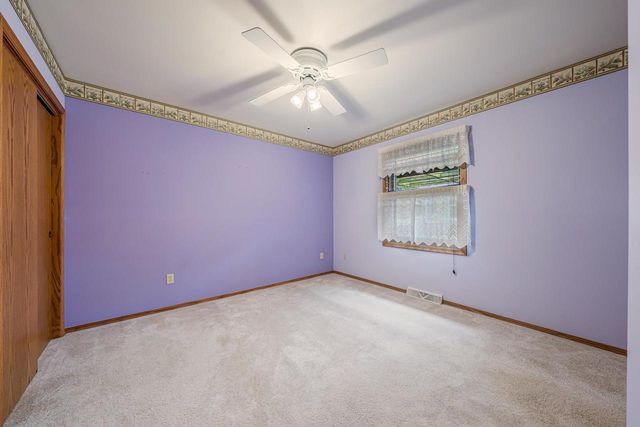3115 W 9TH AVENUE, Oshkosh, WI 54904