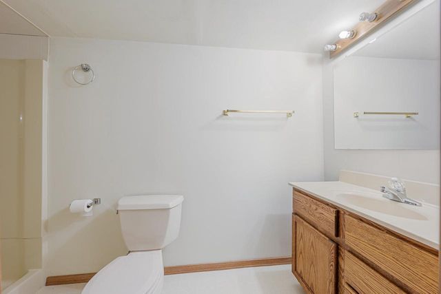 3115 W 9TH AVENUE, Oshkosh, WI 54904