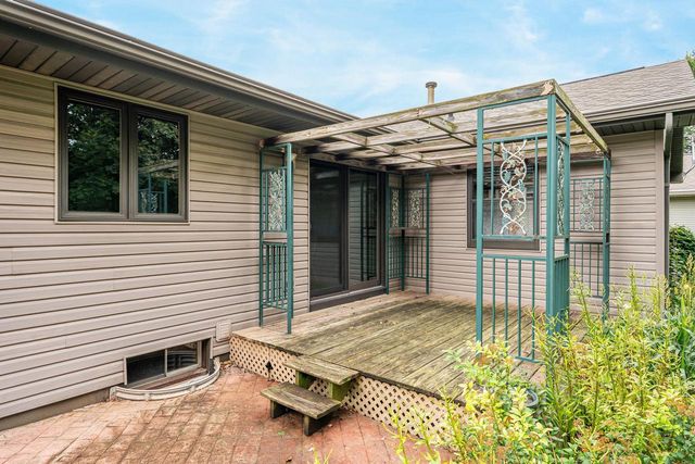 3115 W 9TH AVENUE, Oshkosh, WI 54904