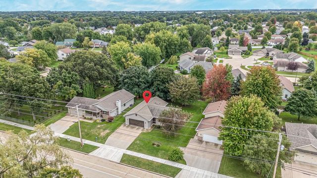 3115 W 9TH AVENUE, Oshkosh, WI 54904