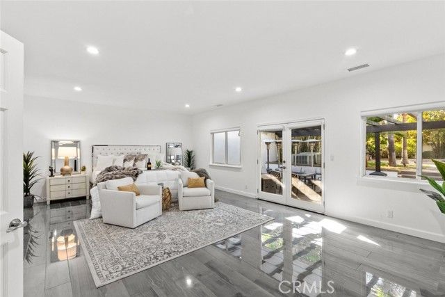 5157 Avenida Oriente, Tarzana (los Angeles), CA 91356