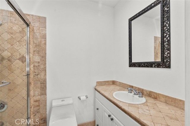 5157 Avenida Oriente, Tarzana (los Angeles), CA 91356