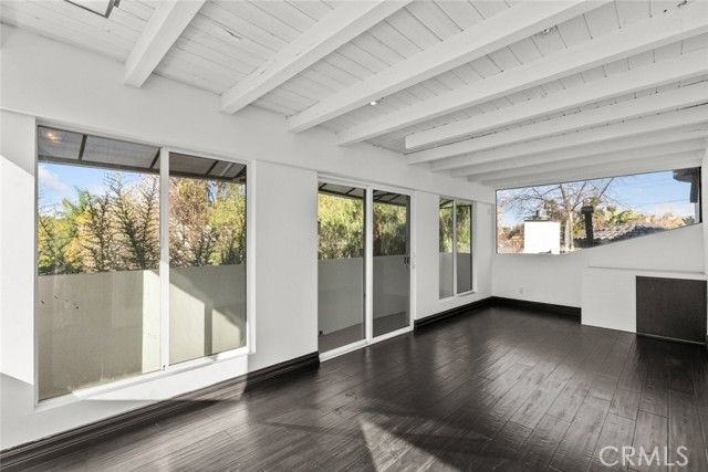 5157 Avenida Oriente, Tarzana (los Angeles), CA 91356