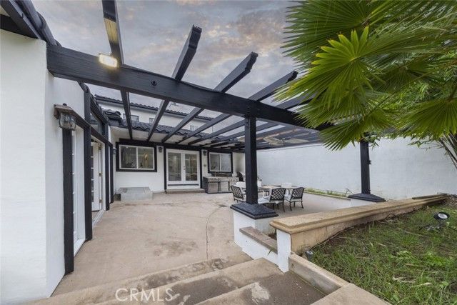 5157 Avenida Oriente, Tarzana (los Angeles), CA 91356