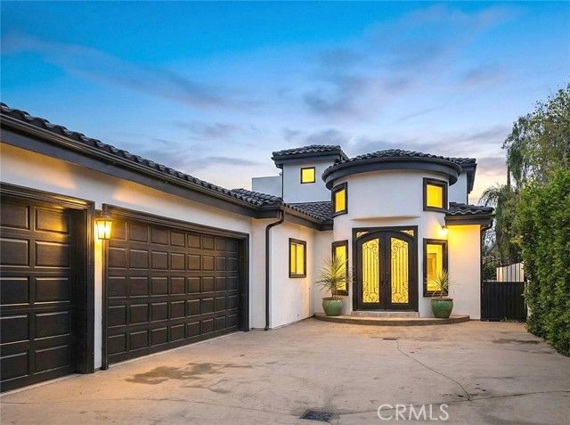 5157 Avenida Oriente, Tarzana (los Angeles), CA 91356
