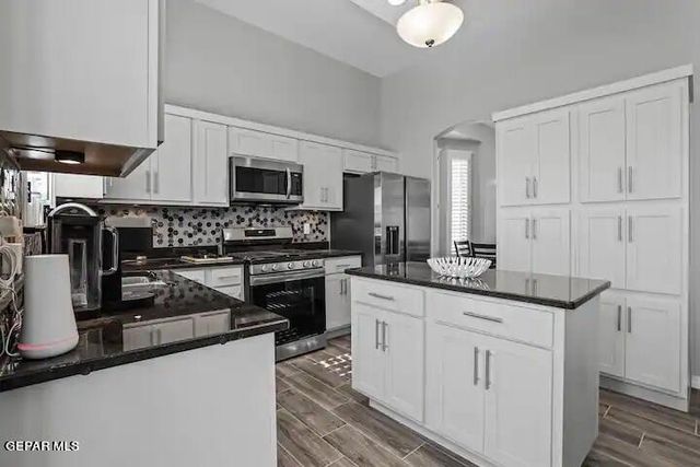 13404 Emerald Rose Court, Horizon City, TX 79928