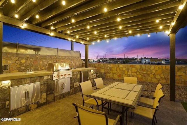 13404 Emerald Rose Court, Horizon City, TX 79928