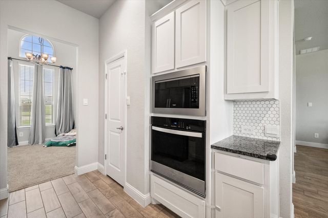 626 Poppie Lane, Midlothian, TX 76065