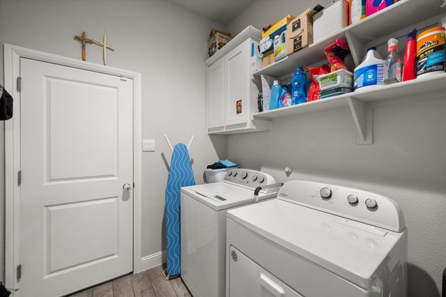 626 Poppie Lane, Midlothian, TX 76065