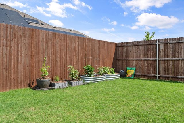 626 Poppie Lane, Midlothian, TX 76065