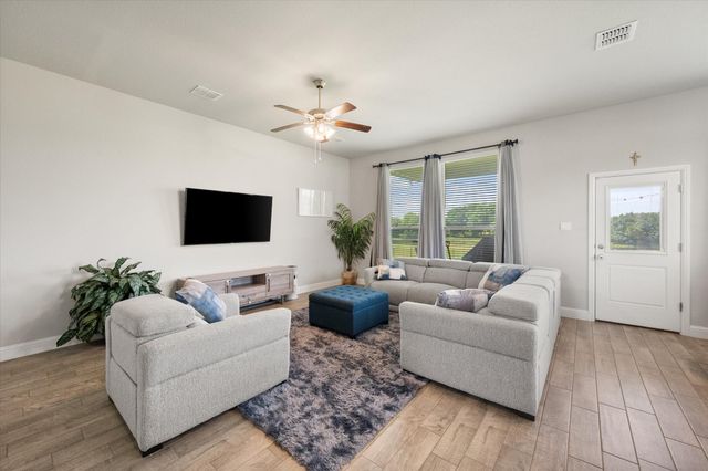 626 Poppie Lane, Midlothian, TX 76065