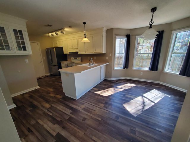 381 Arlington Drive, Charleston, SC 29414