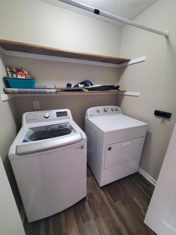 381 Arlington Drive, Charleston, SC 29414