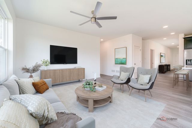 22106 W Casa Bella View, Kildeer, IL 60047