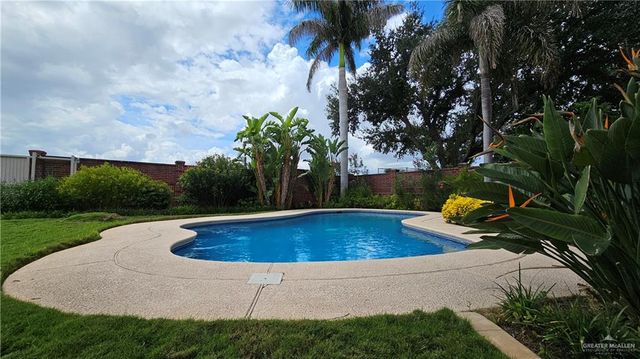 416 E Newport Lane, Mcallen, TX 78501