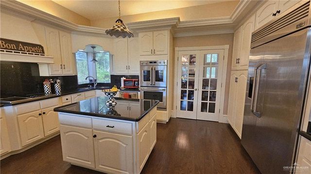 416 E Newport Lane, Mcallen, TX 78501