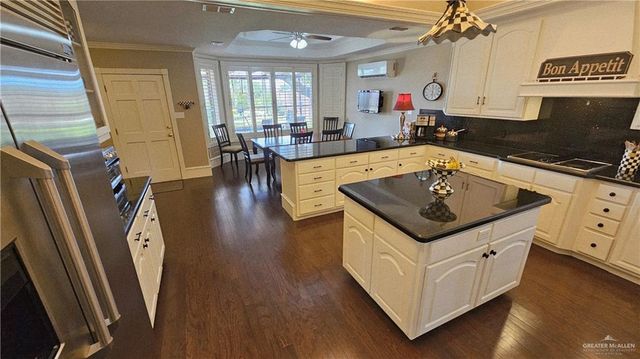 416 E Newport Lane, Mcallen, TX 78501