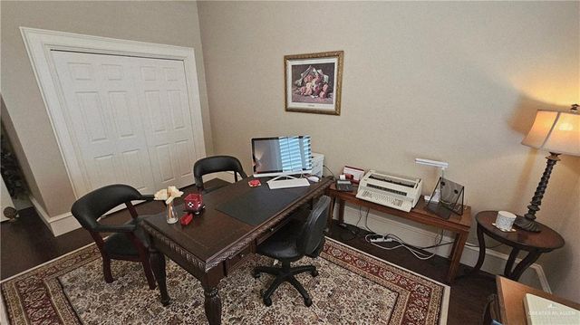 416 E Newport Lane, Mcallen, TX 78501