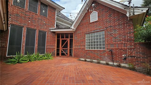 416 E Newport Lane, Mcallen, TX 78501