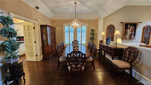 416 E Newport Lane, Mcallen, TX 78501