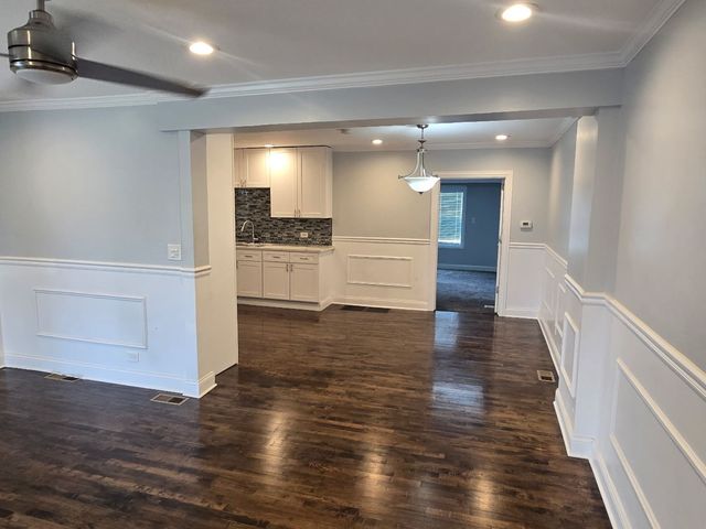 9205 S Sangamon Street, Chicago, IL 60620