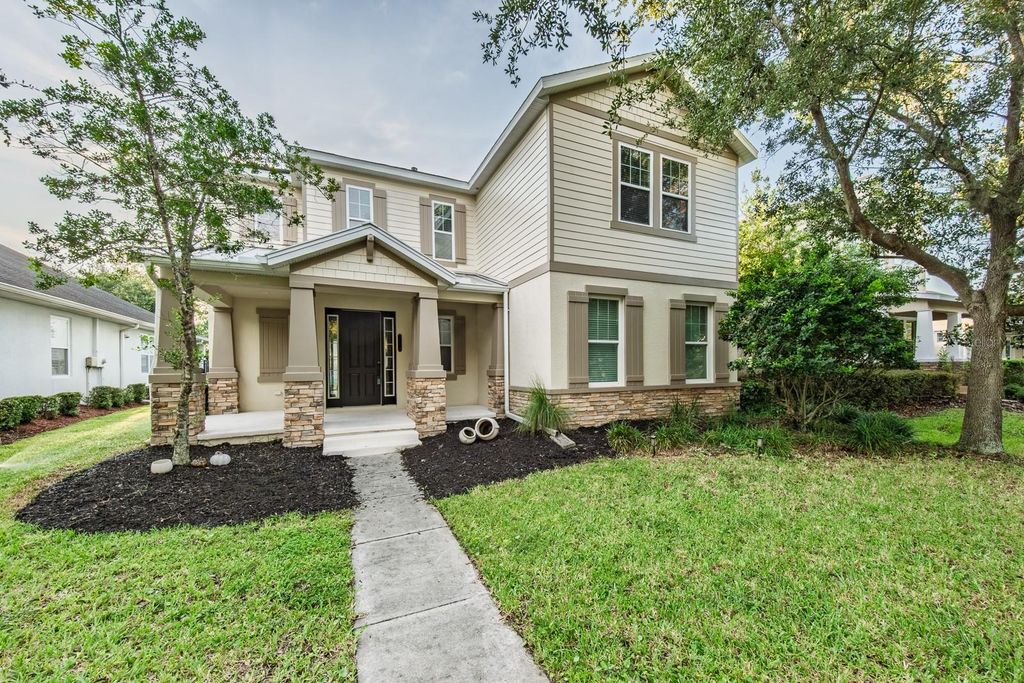 Image 1 of property listing at 7912 HAMPTON LAKE DRIVE, Tampa, FL 33647