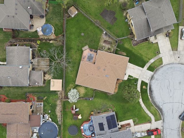 15417 Maple Court, Oak Forest, IL 60452