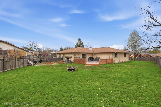 15417 Maple Court, Oak Forest, IL 60452